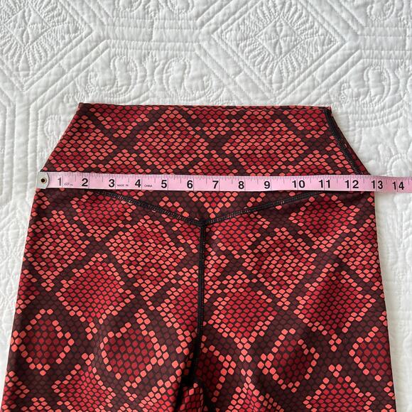 Balance Athletica Leggings Activewear Red Geo Snakeskin Small - Picture 6 of 9